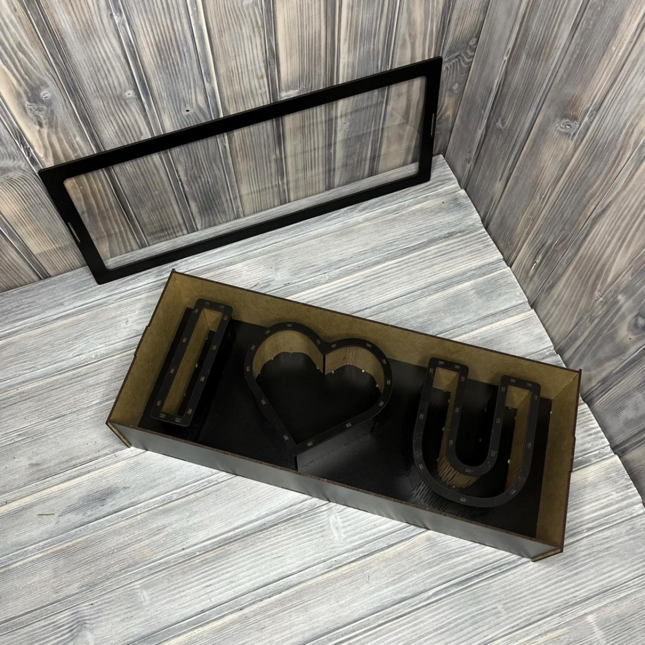 Коробка "Прямокутна I Love U" прозора кришка ЧОРНИЙ (50-20-9.5 см) Коробка "Прямокутна I Love U" прозора кришка ЧОРНИЙ (50-20-9.5 см)